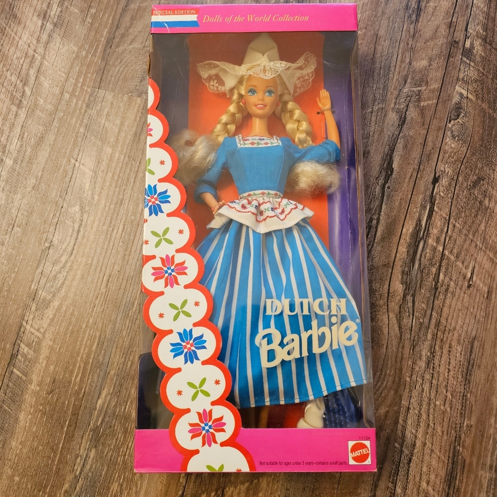 Barbie "Dutch Barbie" Dolls of the World Collection 90s - New in Box